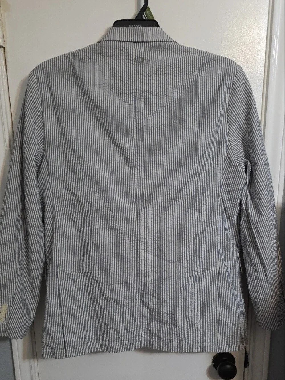 Daniel Cremieux Navy & White Striped Seersucker Blazer